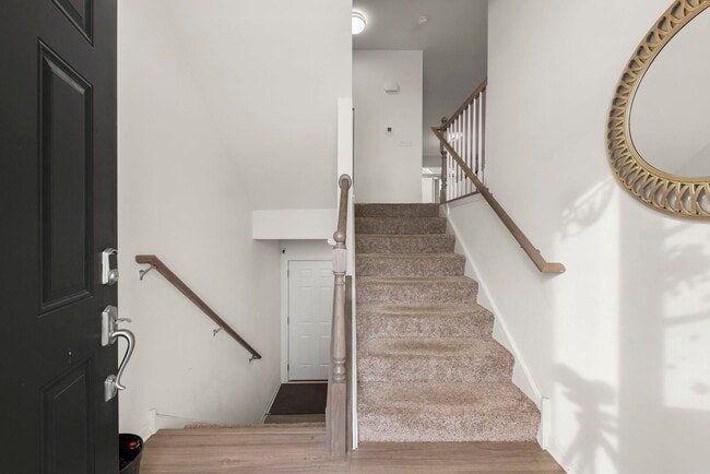 Building Photo - 4415 Monroe Ct