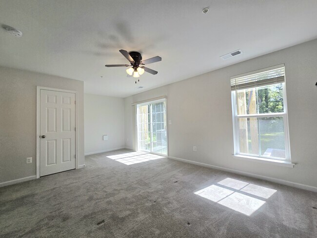 Building Photo - 13146 Dowdens Sta Wy