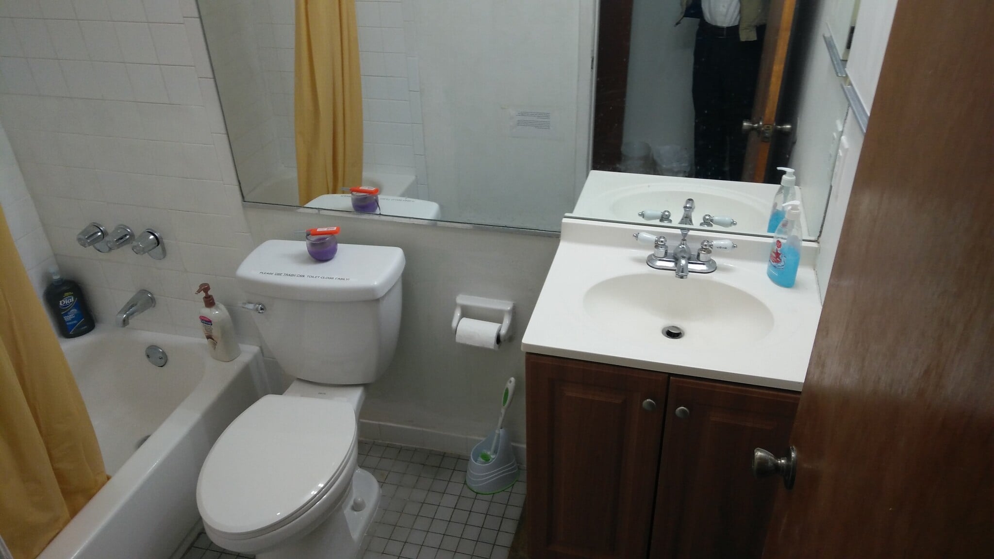 Bathroom - 571 Academy St