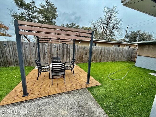 Building Photo - 1354 Stimson St