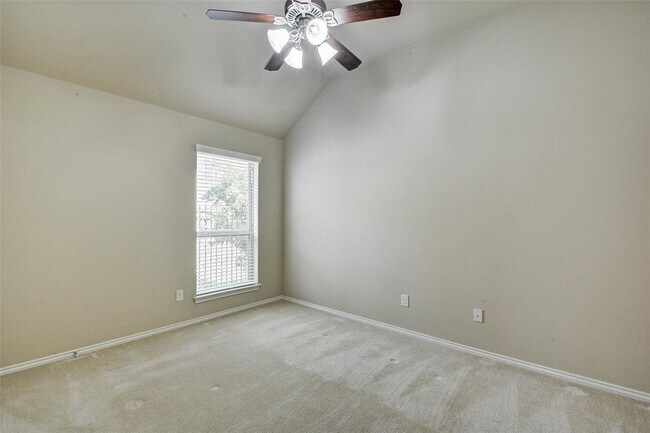 Building Photo - 26303 Crystal Cove Ln