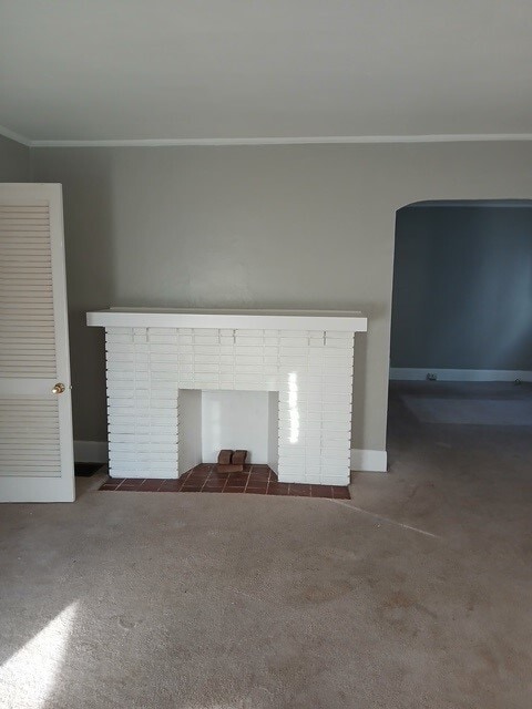 Building Photo - 4104 N Lockwood Ave