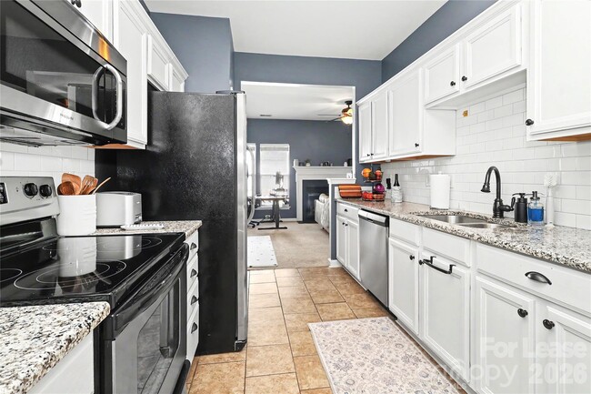 Building Photo - 9446 Cadman Ct