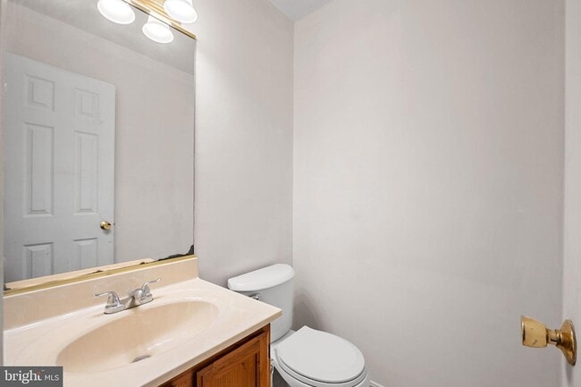 Building Photo - 6591 Ewald Ct