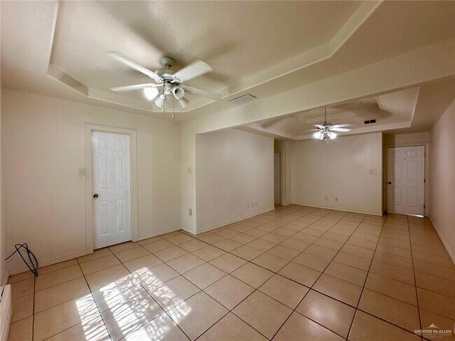 Building Photo - 3509 N 29th Ln