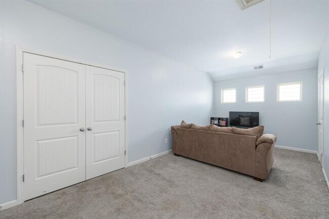 Building Photo - 1855 Homeside Dr