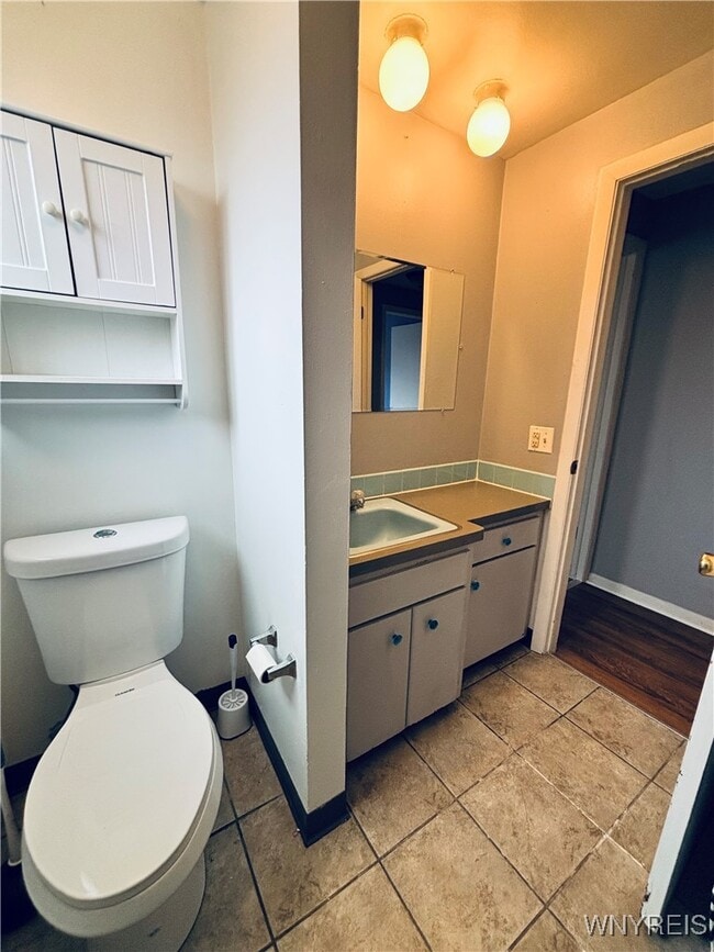 Building Photo - 18 Barone Cir