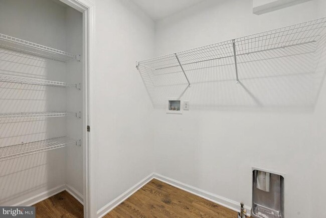 Building Photo - 724 Northwood Ave