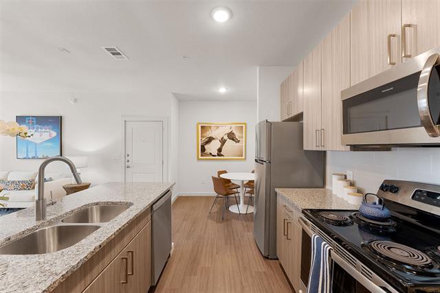 Building Photo - 13301 Dessau Rd