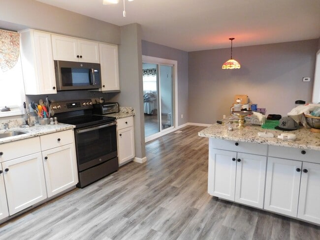 Building Photo - 103 Boatswain Dr