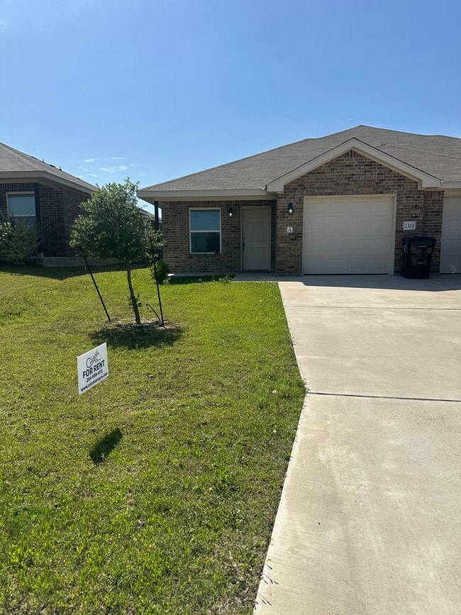 Primary Photo - 3Bed/2Bath
