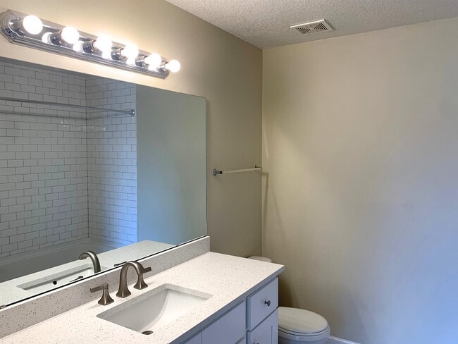 Building Photo - 19207 Harbour Vista Cir