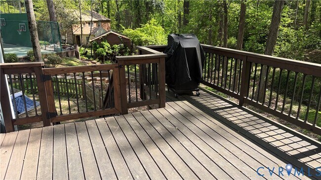 Building Photo - 2502 Brookwood Rd