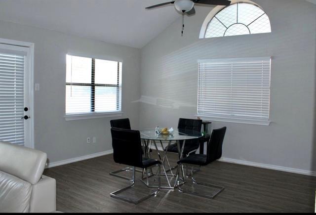 Building Photo - 808 Bridgewater Ln