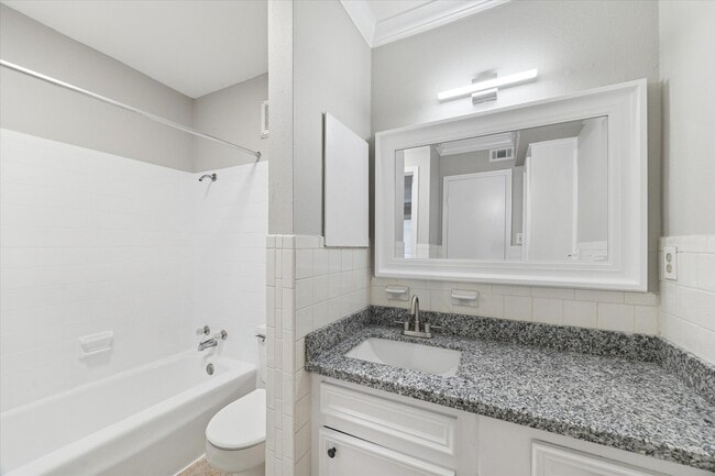 Building Photo - 201 Emerson St