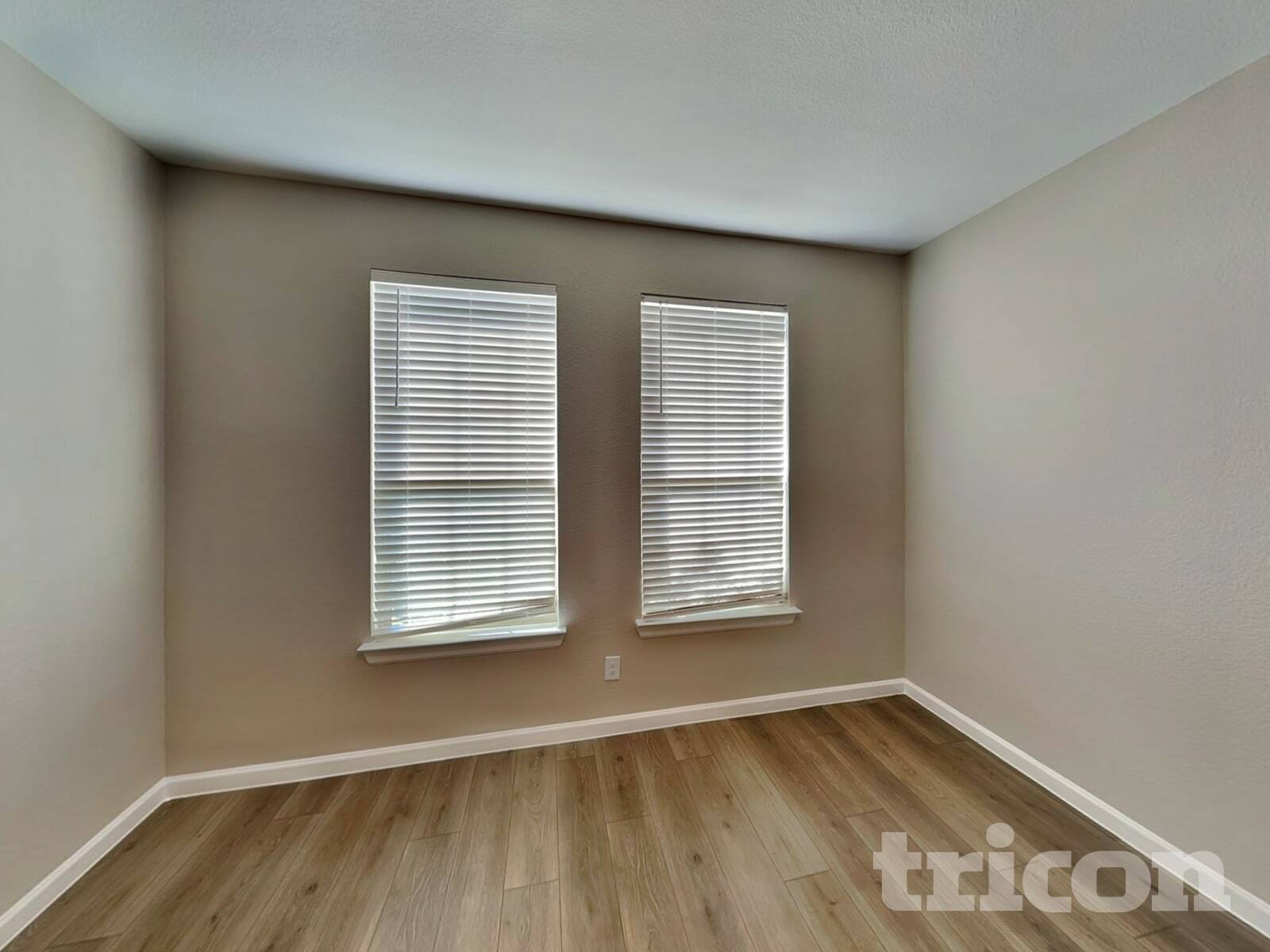 Building Photo - 540 Hazeltine Rd