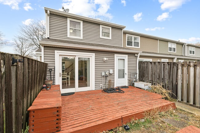 Building Photo - 818 Dunbar Ct