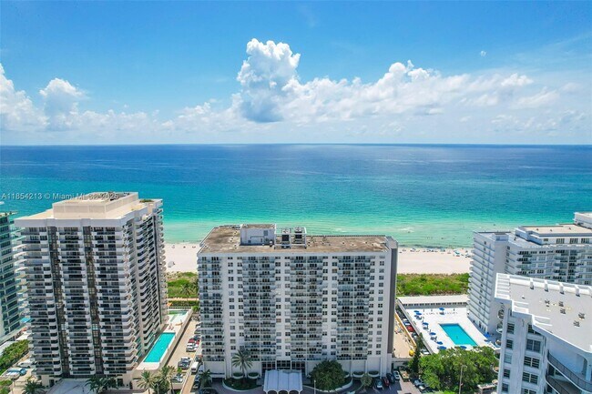 Building Photo - 5701 Collins Ave
