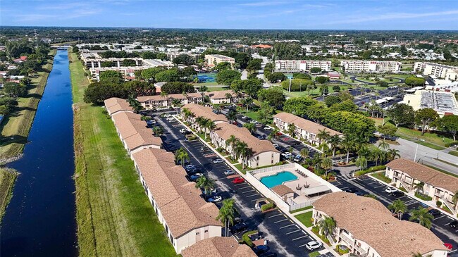 Building Photo - 9466 Boca Cove Cir