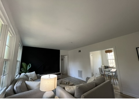 Building Photo - 601 Cleveland St