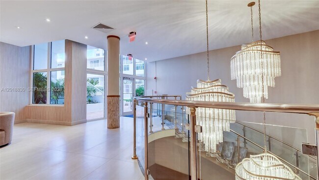 Building Photo - 5401 Collins Ave
