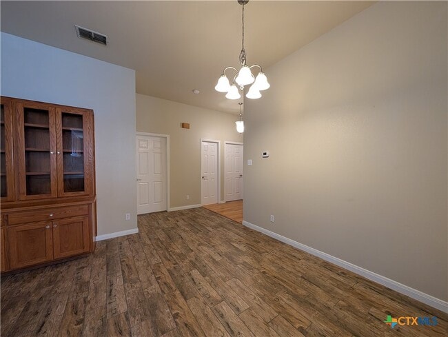 Building Photo - 1662 Lantana Cir