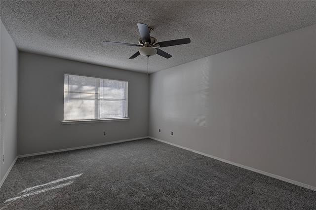Building Photo - 213 Pecan St
