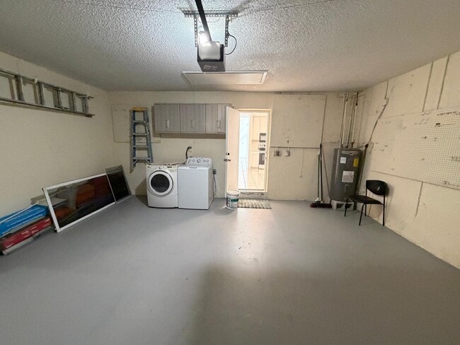 Building Photo - 3780 Amalfi Dr