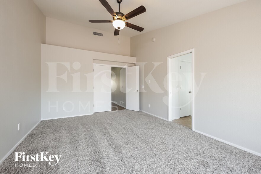 Building Photo - 4117 W Park View Ln