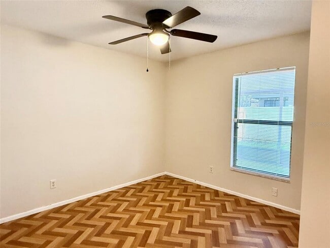 Building Photo - 1215 Creekbottom Cir