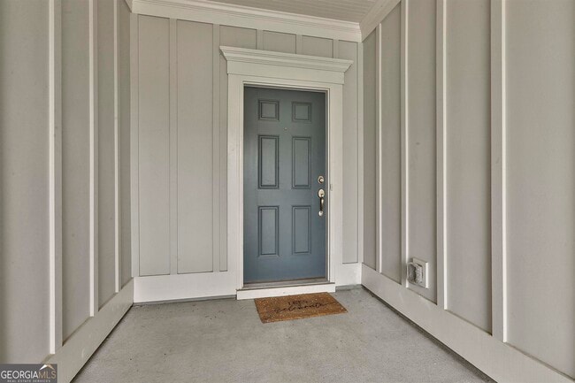 Building Photo - 330 Elkins Pl