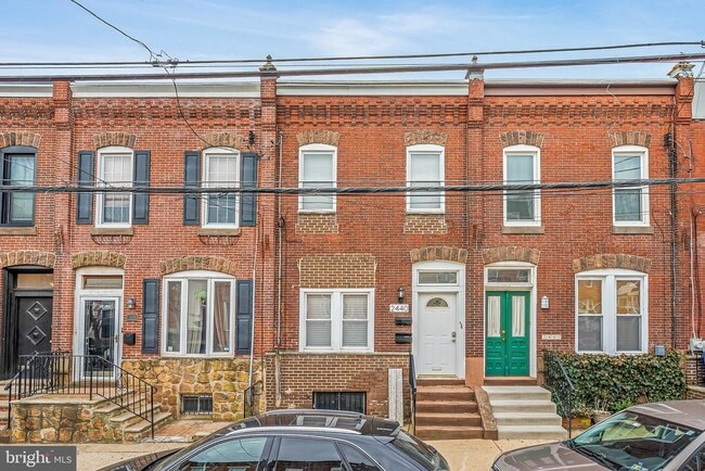 Building Photo - 2440 Carpenter St