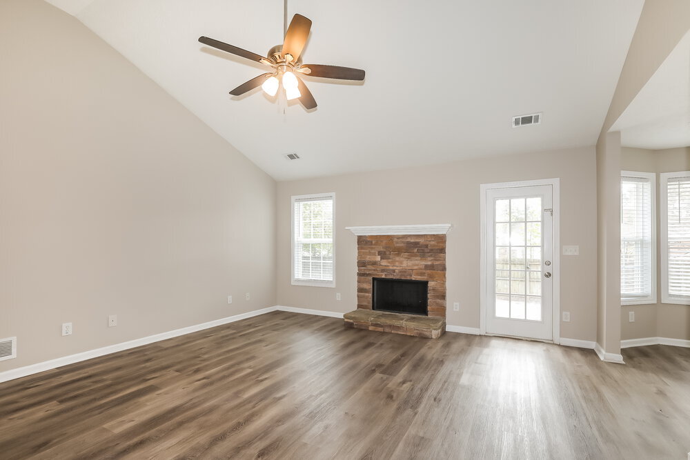 Building Photo - 725 Loblolly Ln