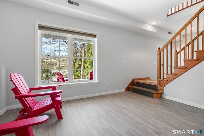 Building Photo - 19 Candlewood Springs Road