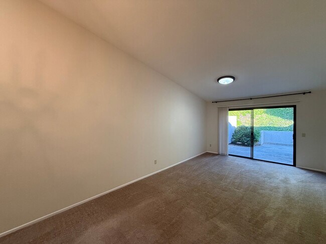 Building Photo - Lovely 2B/2BA Condo in 55+ Community w/Attached Garage & 2 Private Patios!