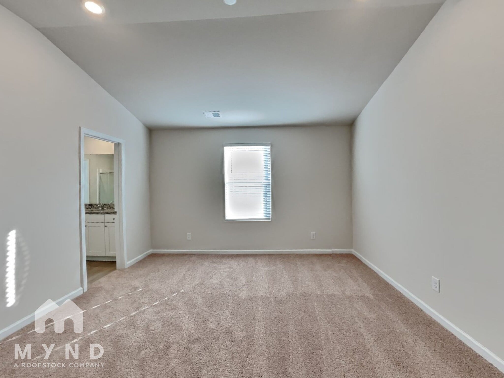 Building Photo - 385 Ivy Bank Dr