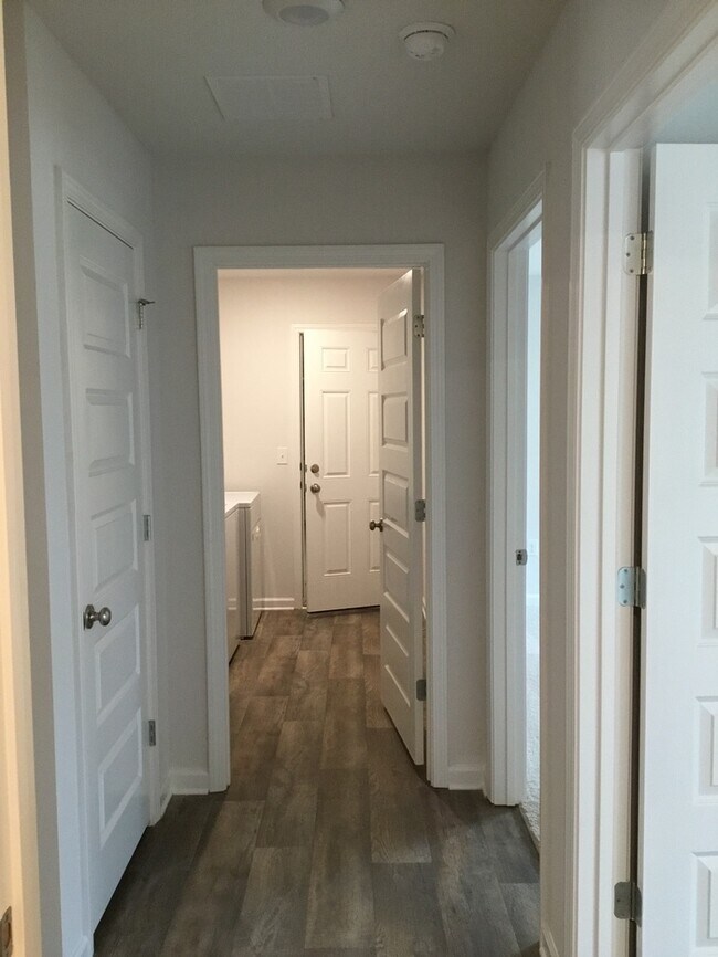 Building Photo - Beautiful 3/2 Family home in Beulah- Close to Navy Federal Credit Union Main Campus!