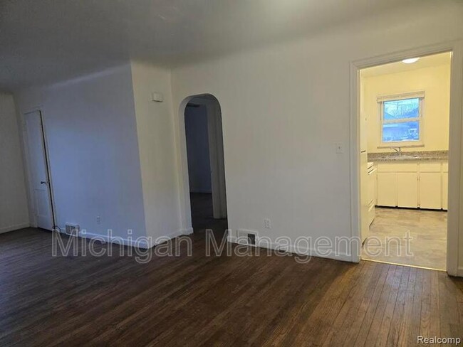 Building Photo - 3747 Williams St