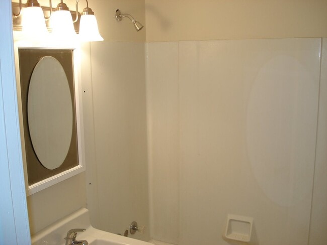 Building Photo - Three Bedroom One Bath Home Available May 10th