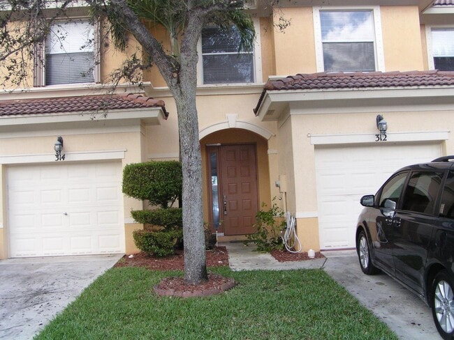 Building Photo - 312 River Bluff Ln