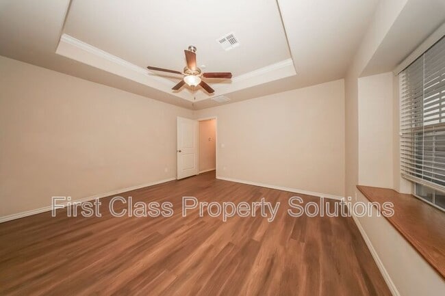 Building Photo - 19613 Allergando Ln