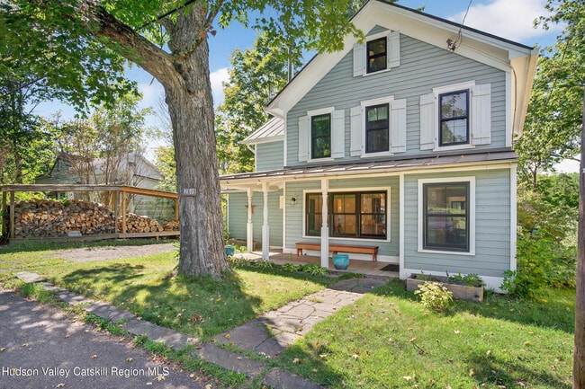 Primary Photo - 20 4th St