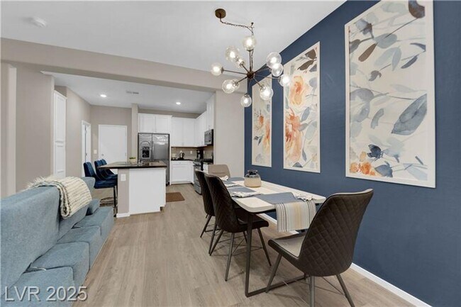 Building Photo - GORGEOUS FURNISHED TOWNHOME IN SUMMERLIN!!!