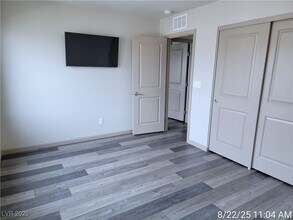 Building Photo - 8037 Misty Canyon Ave