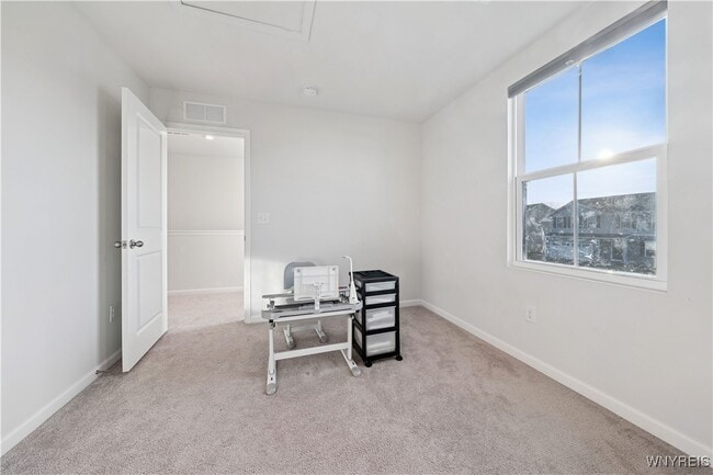 Building Photo - 32 Florence Ln