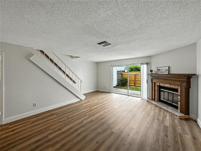 Building Photo - 1816 Mill Run Cir