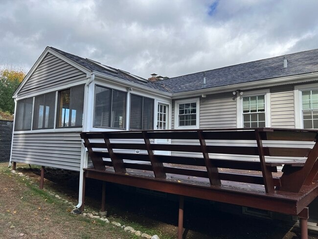 Building Photo - 27 Miles Standish Dr