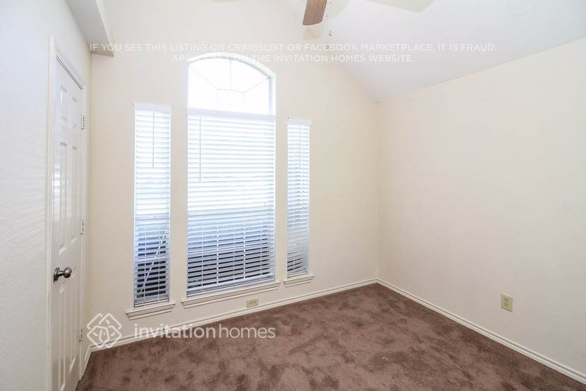 Building Photo - 7614 Maui Ln