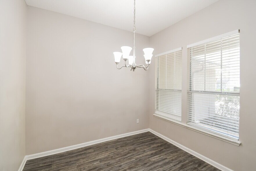 Building Photo - 2372 Cherokee Cove Trail