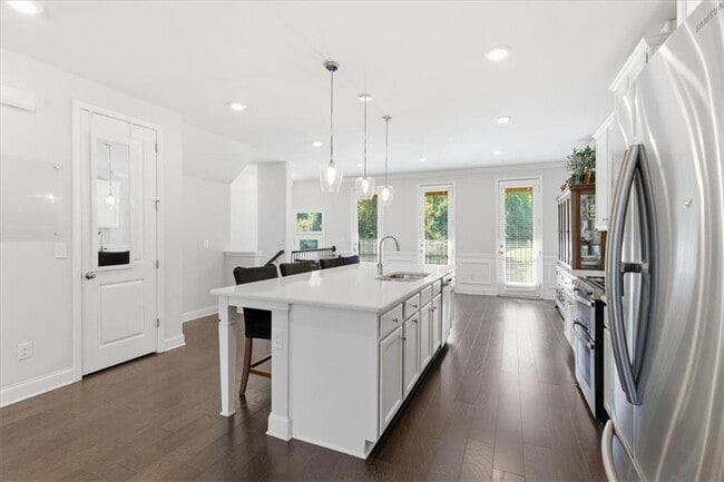 Building Photo - 2565 Cherry Birch Ln